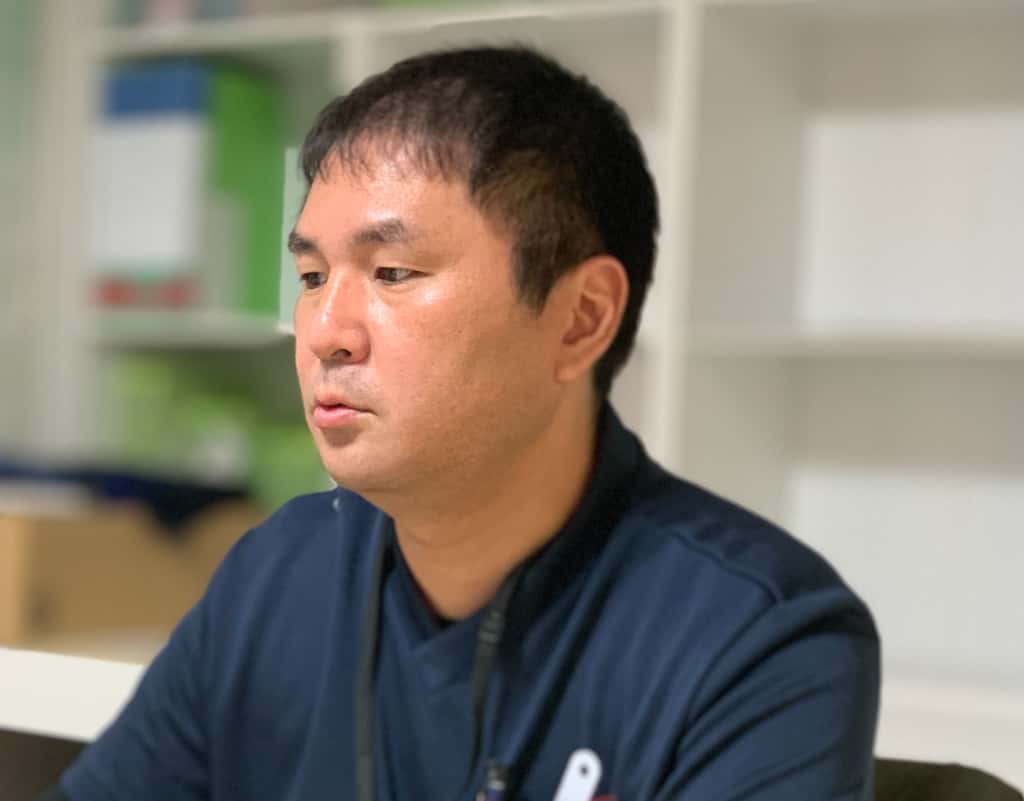 stella83株式会社・代表取締役の上地様。同社は月額1.1万円の顧問弁護士を上手にご活用されています。